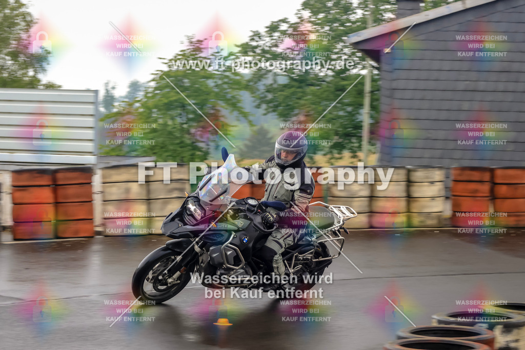 OBK-6092 | Hier findet Ihr Bilder von Touristenfahrten auf der Nürburgring Nordschleife oder von anderen Veranstaltungen die ich besucht habe. Viel Spass beim Durch Schauen 