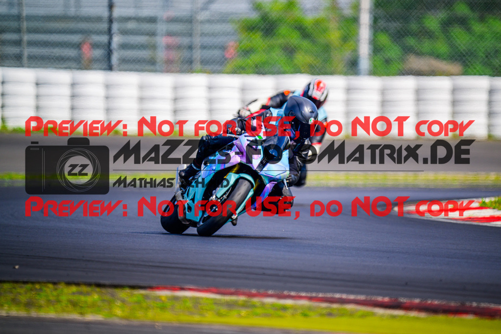 MaZZes_FotoMatrix_240717_6007705_2-143 | INST