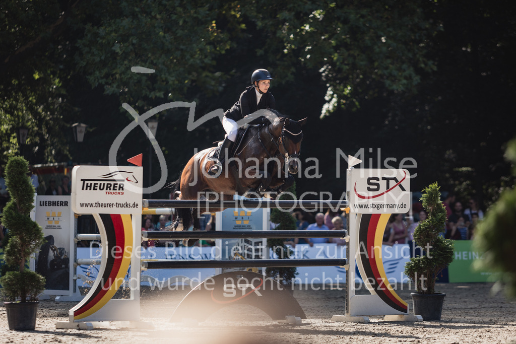 230910_OWLCh_GroßerPreis-664 | Deine schönsten Turniermomente als professionelle Fotos! Entdecke hochwertige Pferdesport-Fotografie im Online-Shop. Jetzt Fotos finden & bestellen!