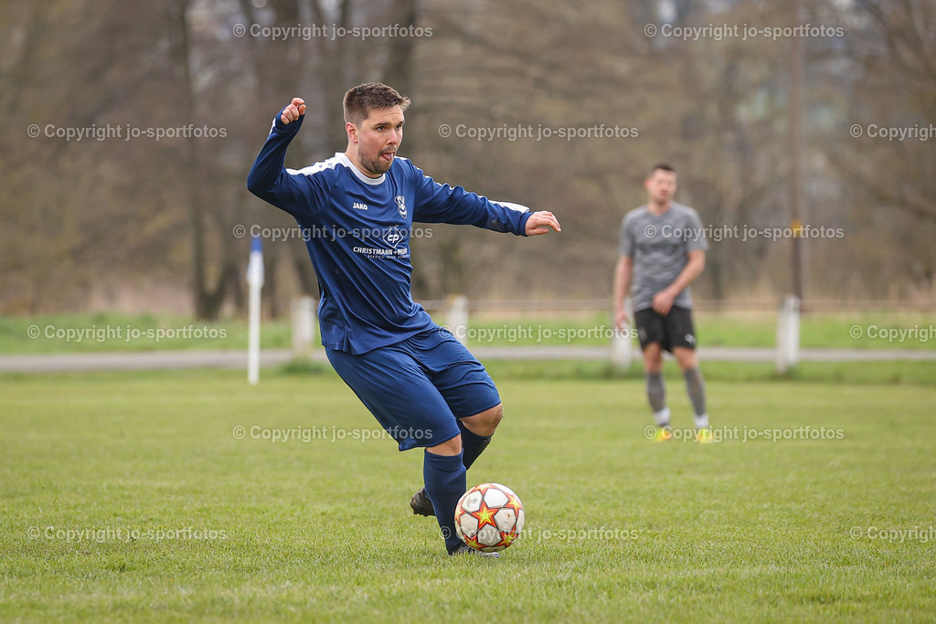 Kombach_Wiesenbach (160) | 08.04.2023; Kreisliga B Biedenkopf; Rasenplatz Kombach; FC Kombach - FV Wiesenbach; Ergebnis 4:4 (2:1)