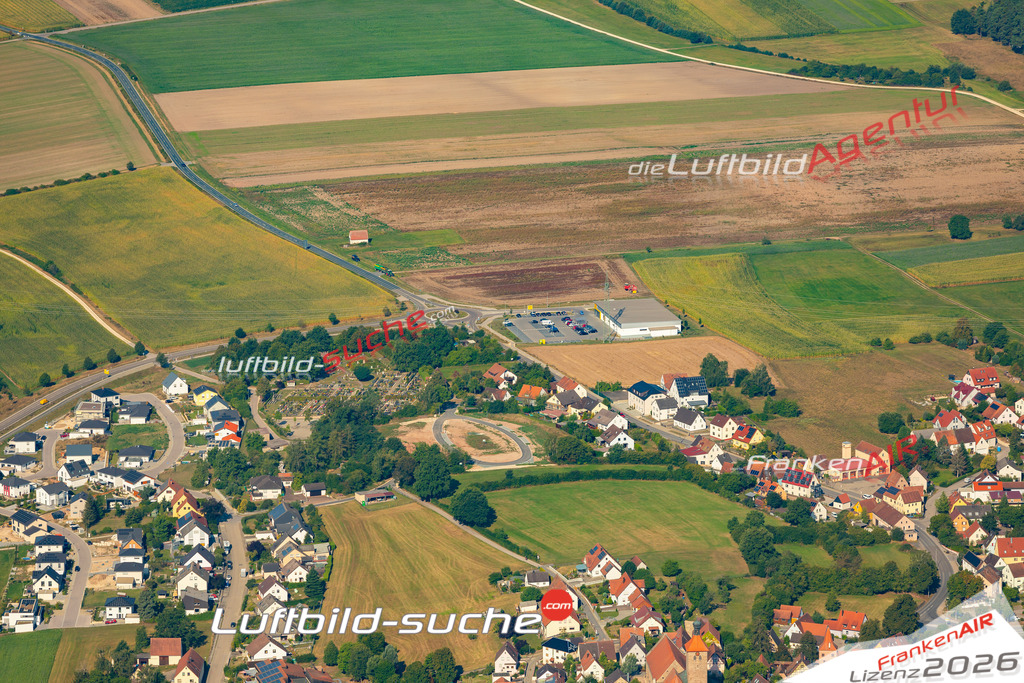 Das Luftbild zeigt :  Abenberg - Die Luftaufnahme wurde 2024 vom UL-Flugzeug aus erstellt ( keine Drohne ) - Hochauflösende Luftaufnahme - Für grossformatige Ausdrucke geeignet. Die Geschenkidee !Mit Lizenz und Bildrechte bestellbar