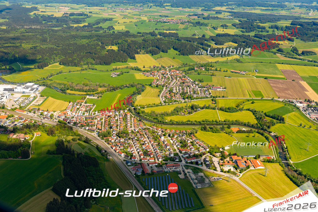 Das Luftbild zeigt :  Biessenhofen - Die Luftaufnahme wurde 2024 vom UL-Flugzeug aus erstellt ( keine Drohne ) - Hochauflösende Luftaufnahme - Für grossformatige Ausdrucke geeignet. Die Geschenkidee !Mit Lizenz und Bildrechte bestellbar