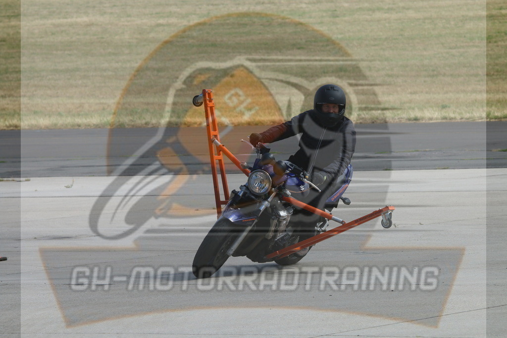 IMG_3412 | gh-motorradtraining-foto.de - Realisiert mit Pictrs.com