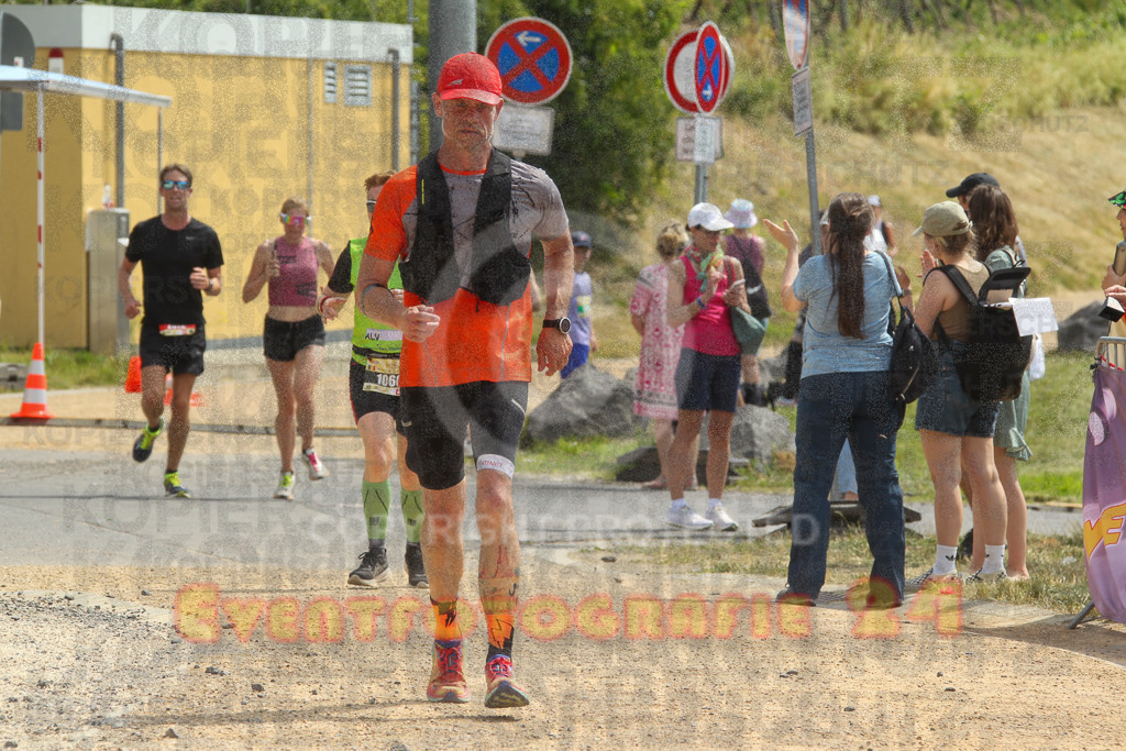 250614_1127_EV4_8926 | Sportfotografie im Rhein-Sieg Kreis, Köln, Bonn, NRW, Rheinland Pfalz, Hessen, etc. Unser Tätigkeitsfeld umfasst den Laufsport vom Volkslauf über den Marathon, Duathlon, Triathon bis zum Ultralauf wie Kölnpfad Ultra oder Schindertrail.