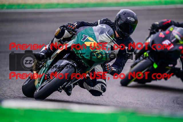 MaZZes_FotoMatrix_240614_6007705_2-15 | ROT