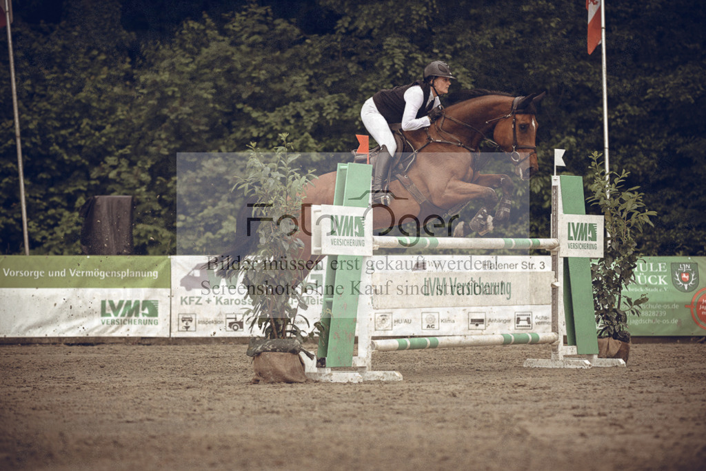 20240530-DOS_3371 | Entdecke hochwertige Reitturnierfotos von Foto Oger. Professionell, emotional und authentisch – jetzt Lieblingsmomente im Shop bestellen.Deutschlandweite Turnierfotografie. - Realisiert mit Pictrs.com