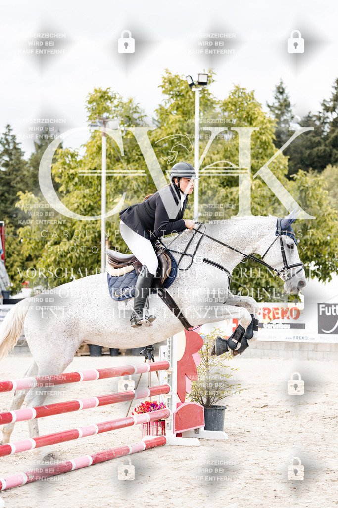 CK902432 | Turnierfotografie Pferdefotografie Trier Rheinland-Pfalz Pferdesport Reitsport Tierfotografie Sportfotografie Pferdevideo Pferdevideografie Equestrianvideography equestrianphotography  - Realisiert mit Pictrs.com