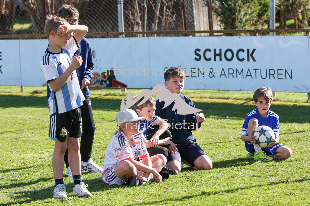 993T7589 | Medien- Sport- Entertainmentfotos