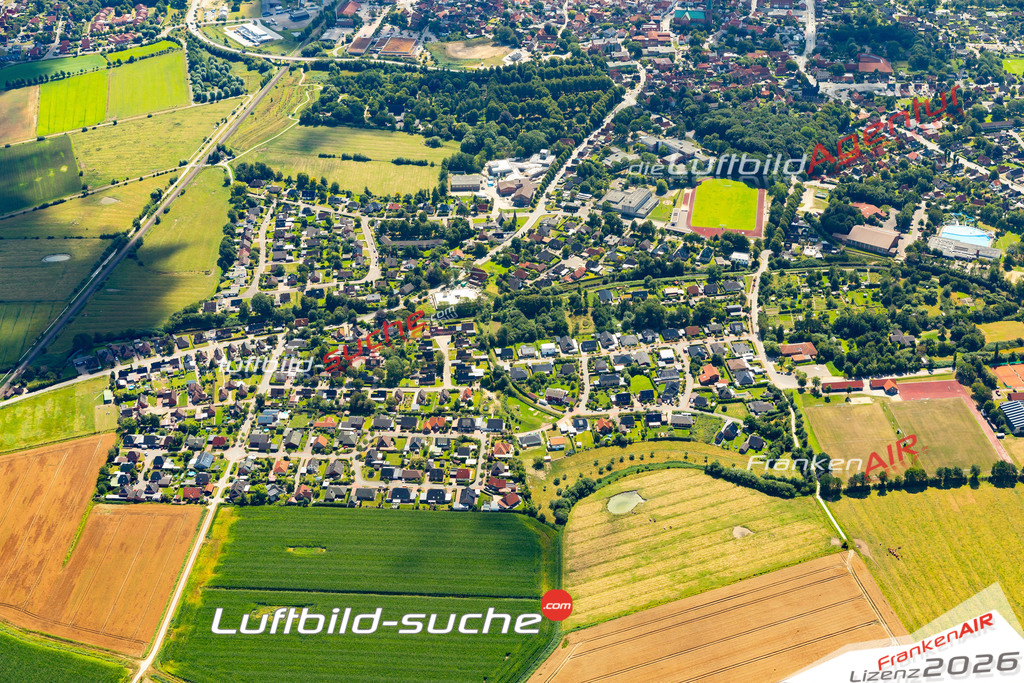 Das Luftbild der Stadt Meldorf wurde 2022 vom Flugzeug heraus erstellt (keine Drohnen-Aufnahmen) Aufnahmehöhe ca.450 Meter- hohe Bildauflösung und Druck-Qualität. Garantiert!