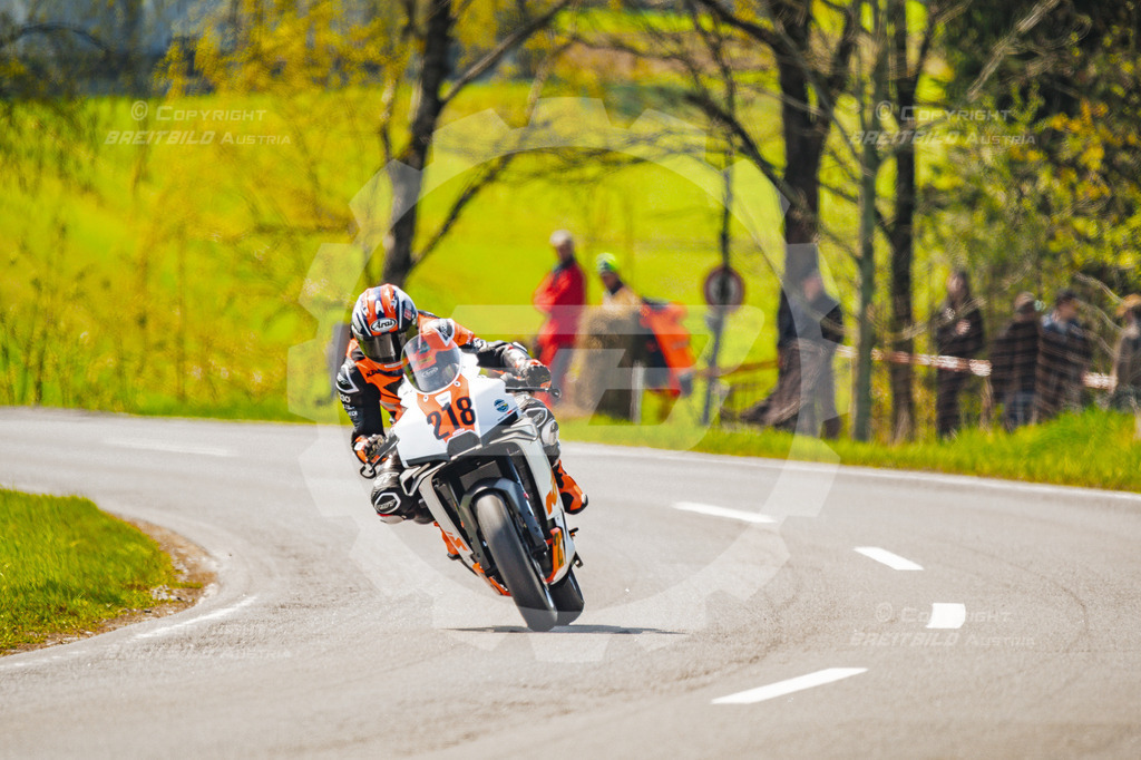 0763 - Bergrennen Landshaag2026 | BREITBILD Austria Webshop

Finde Fotos von: Breitbild, Breitbild Austria, Landshaag, Europeanbikers, KTM, BMW, Bergrennen, Bikeporn, Carporn, Bikes, Cars, Fotografie, Oberösterreich, Österreich, Berufsfotograf, Motorradteile Ganster, Julbach, Pannoniari - Realisiert mit Pictrs.com