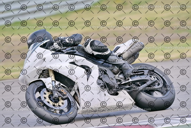 26bt05-1858 | markuskiefer.com - Realisiert mit Pictrs.com
