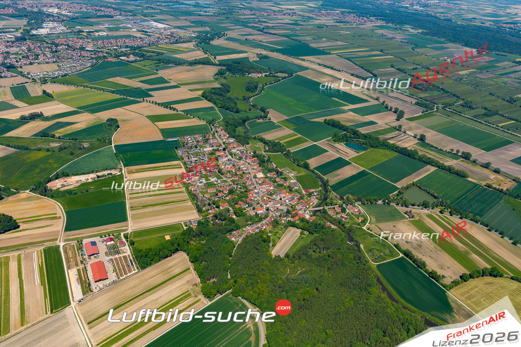 Die Luftaufnahme Druisheim - Mertingen wurde 2021 mittels Flugzeug (keine Drohne) erstellt. Hohe Auflösung -für große Poster und Wandbilder geeignet!