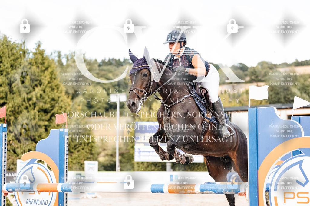 CK903727 | Turnierfotografie Pferdefotografie Trier Rheinland-Pfalz Pferdesport Reitsport Tierfotografie Sportfotografie Pferdevideo Pferdevideografie Equestrianvideography equestrianphotography  - Realisiert mit Pictrs.com