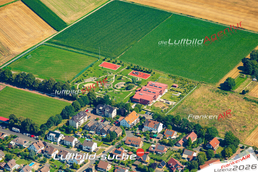 Besse Spielplatz Edermünde Bild- Das Luftbild wurde 2025 vom UL-Flugzeug heraus erstellt ( keine Drohne bzw. Drohnenaufnahme ) - Hochauflösende Luftaufnahme -Nicht vergleichbar mit Google Maps oder Satelittenbilder- Die Geschenkidee !Mit Lizenz und Bildrechte bestellbar - CC