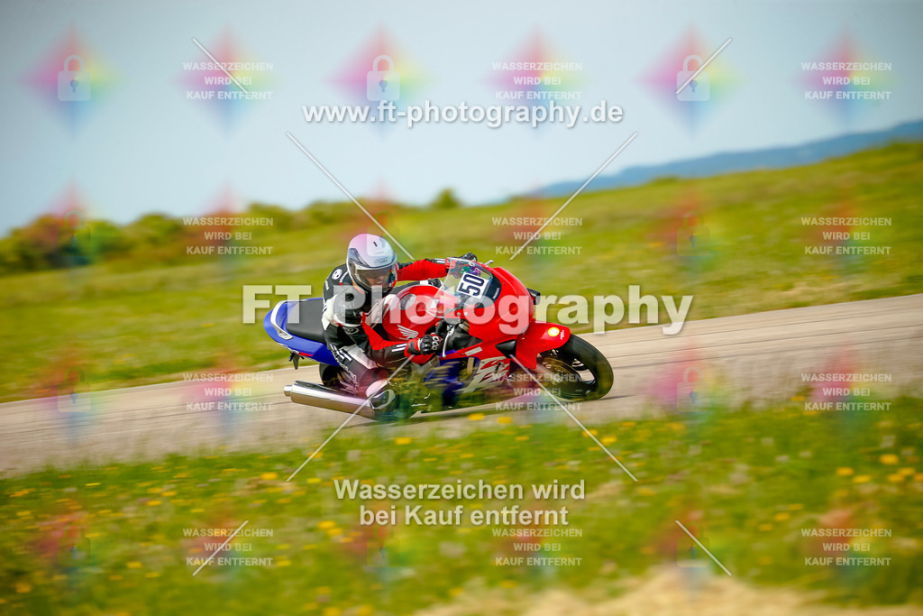 _MOT1105 | Hier findet Ihr Bilder von Touristenfahrten auf der Nürburgring Nordschleife oder von anderen Veranstaltungen die ich besucht habe. Viel Spass beim Durch Schauen 