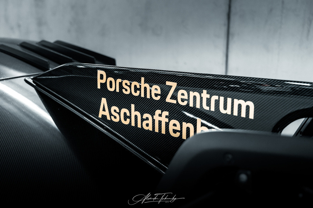 R6AT5307 _Alexander Tschuncky | 911 GT3 RS mit Manthey Kit - Realisiert mit Pictrs.com