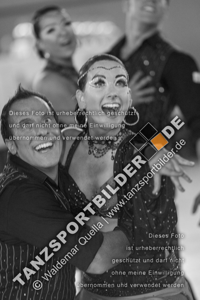 20090321-00437 | Nienburg Regionalliga Nord Lateinformationen