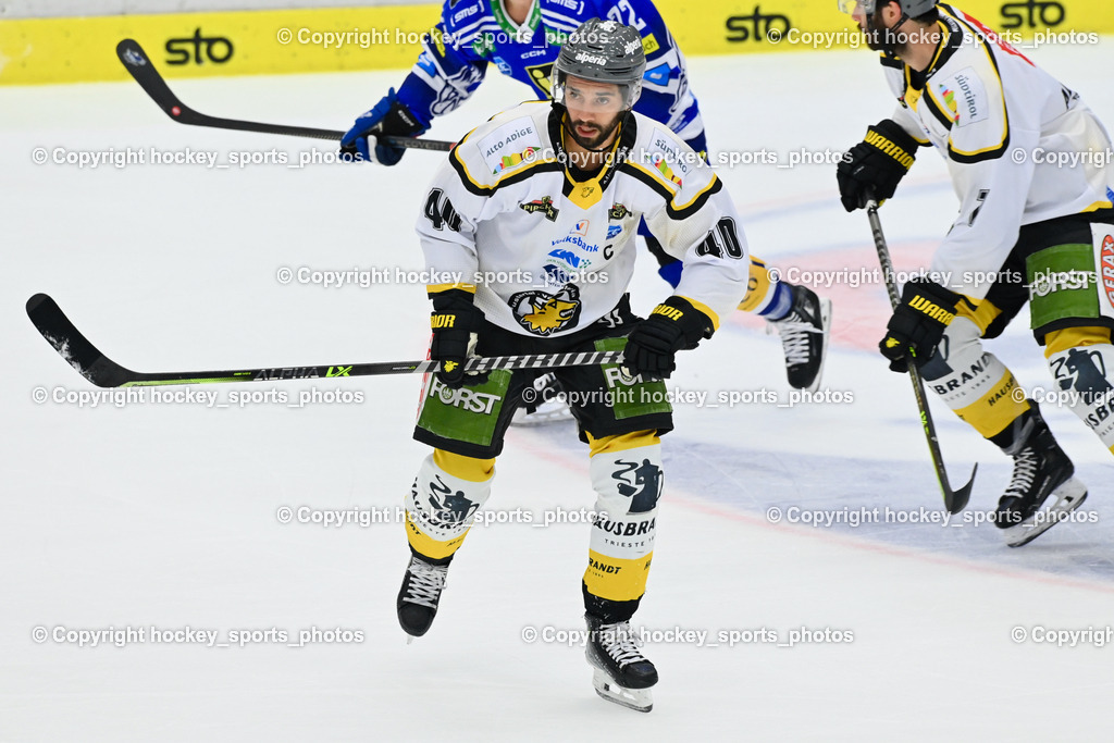 EC IDM Wärmepumpen VSV vs. HC Pustertal 8.10.2023 | #40 ANDERGASSEN Raphael, EC IDM Wärmepumpen VSV vs. HC Pustertal 8.10.2023, EC IDM Wärmepumpen VSV vs. HC Pustertal am 08.10.2023 in Villach (Stadthalle Villach), Austria, (Photo by Bernd Stefan)