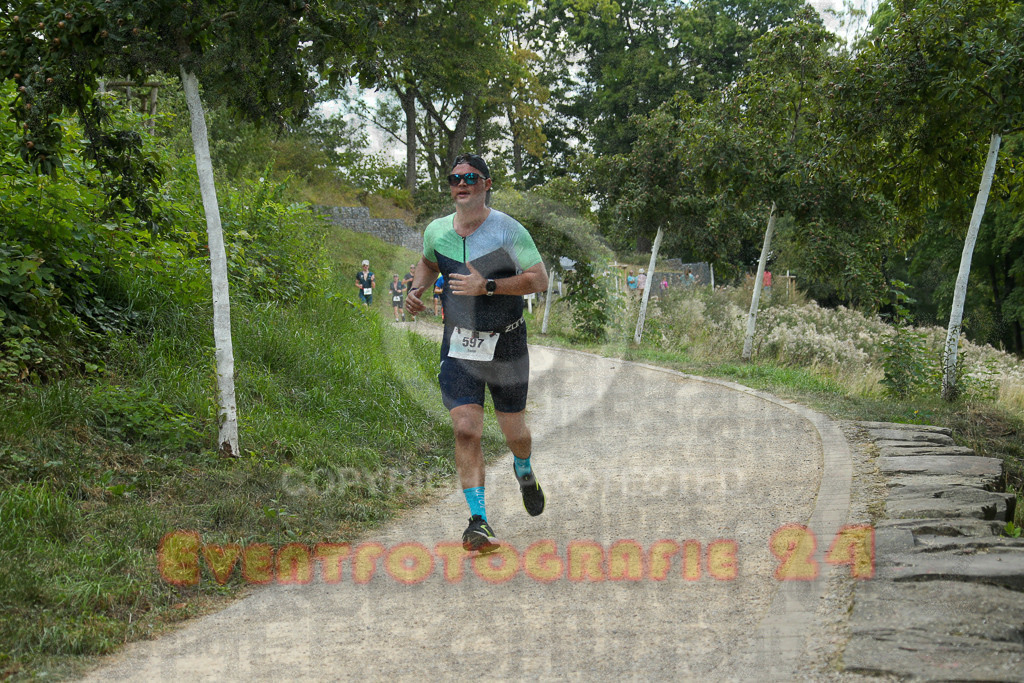 250824_1407_EX1_5030 | Sportfotografie im Rhein-Sieg Kreis, Köln, Bonn, NRW, Rheinland Pfalz, Hessen, etc. Unser Tätigkeitsfeld umfasst den Laufsport vom Volkslauf über den Marathon, Duathlon, Triathon bis zum Ultralauf wie Kölnpfad Ultra oder Schindertrail.