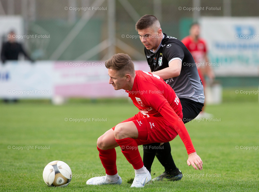A_LUI_16042022_62 | SPORT,FUSSBALL,LT1 OOE LIGA ASKOE OEDT-SV MICHELDORF 16.04..2022 IM BILD: LUKAS PAULIK  (OEDT)  UND PATRICK BILIC (MICHELDORF)FOTO:FOTOLUI