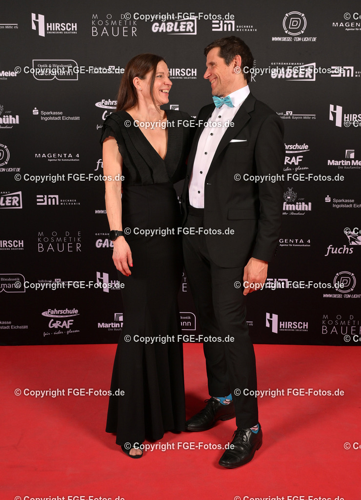 20240127-fge-fotos-0116 | Hofball der FGE am 27.01.2024 im Alten Stadttheater in Eichstätt. - Realisiert mit Pictrs.com