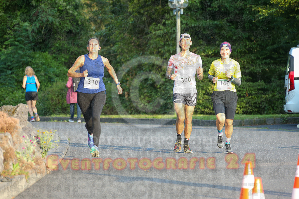 250801_1941_EX1_8380 | Sportfotografie im Rhein-Sieg Kreis, Köln, Bonn, NRW, Rheinland Pfalz, Hessen, etc. Unser Tätigkeitsfeld umfasst den Laufsport vom Volkslauf über den Marathon, Duathlon, Triathon bis zum Ultralauf wie Kölnpfad Ultra oder Schindertrail.