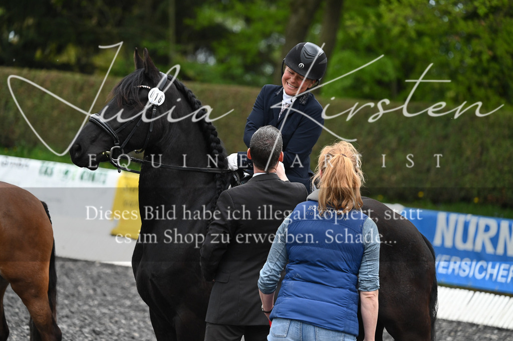 20230512_JK-Röhrsdorf-07-349 | Pferde- und Turnierfotografie in Westsachsen. Pferdeportraits, Auftragszeichnungen und intuitive Kunst.
