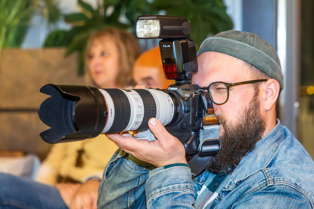 top-top.de 260306-042 | Foto, Video, Fotografie, Videografie, Fotobox, DJ, Discjockey, Musik, Musikbox, Veranstaltung, Photobooth, Amazon, Ebay, Buchtipp, Bestseller, Autor, Verlag, Buch, Wesel, Hamminkeln, NRW, Dinslaken, Rees, Drohne, Hochzeit, Party, Fotobox, Wesel, Fotograf