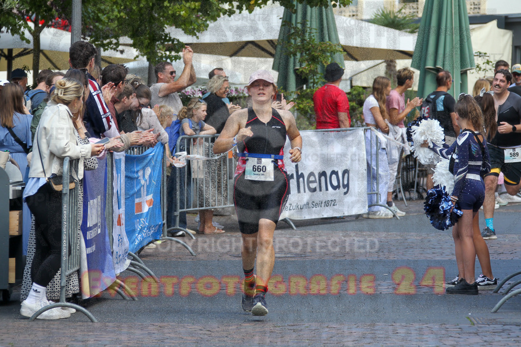 250824_1444_EV4_2147 | Sportfotografie im Rhein-Sieg Kreis, Köln, Bonn, NRW, Rheinland Pfalz, Hessen, etc. Unser Tätigkeitsfeld umfasst den Laufsport vom Volkslauf über den Marathon, Duathlon, Triathon bis zum Ultralauf wie Kölnpfad Ultra oder Schindertrail.