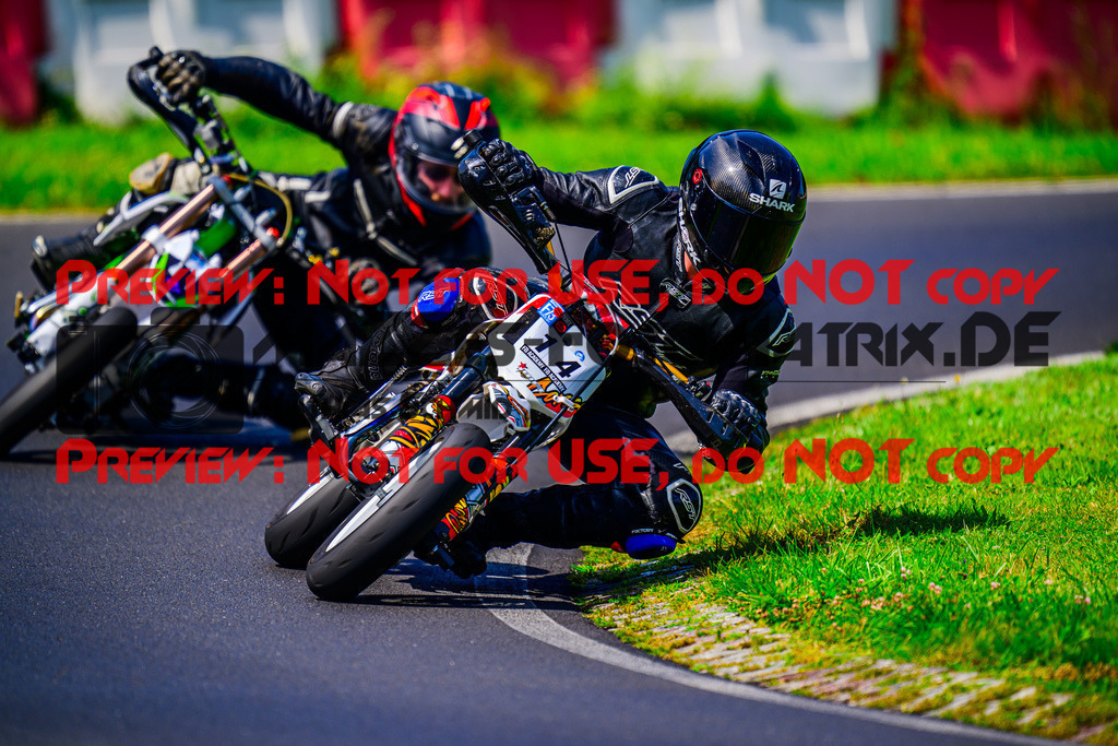 MaZZes_FotoMatrix_240806_6007705_0244 | Fotograf Mathias Schmid
Sportfotograf,
Eventfotograf,
Hochzeitsfotograf,
Portraitfotograf