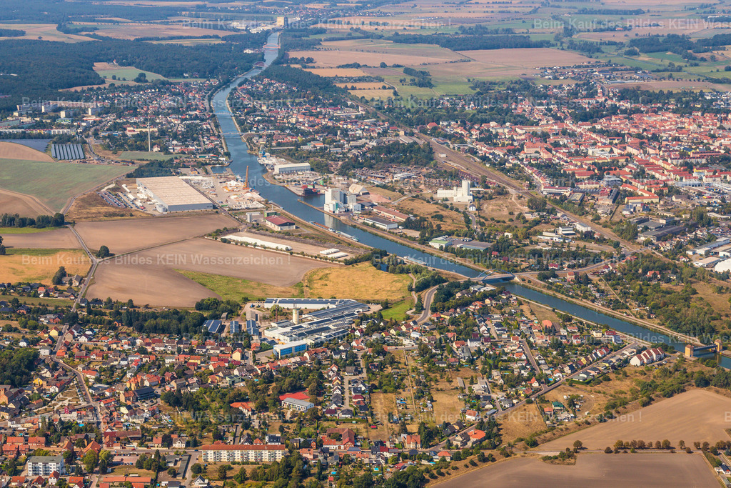 14_Haldensleben_Neuhaldenslber_Str_Solarstrom-2366 | Haldensleben - Realisiert mit Pictrs.com