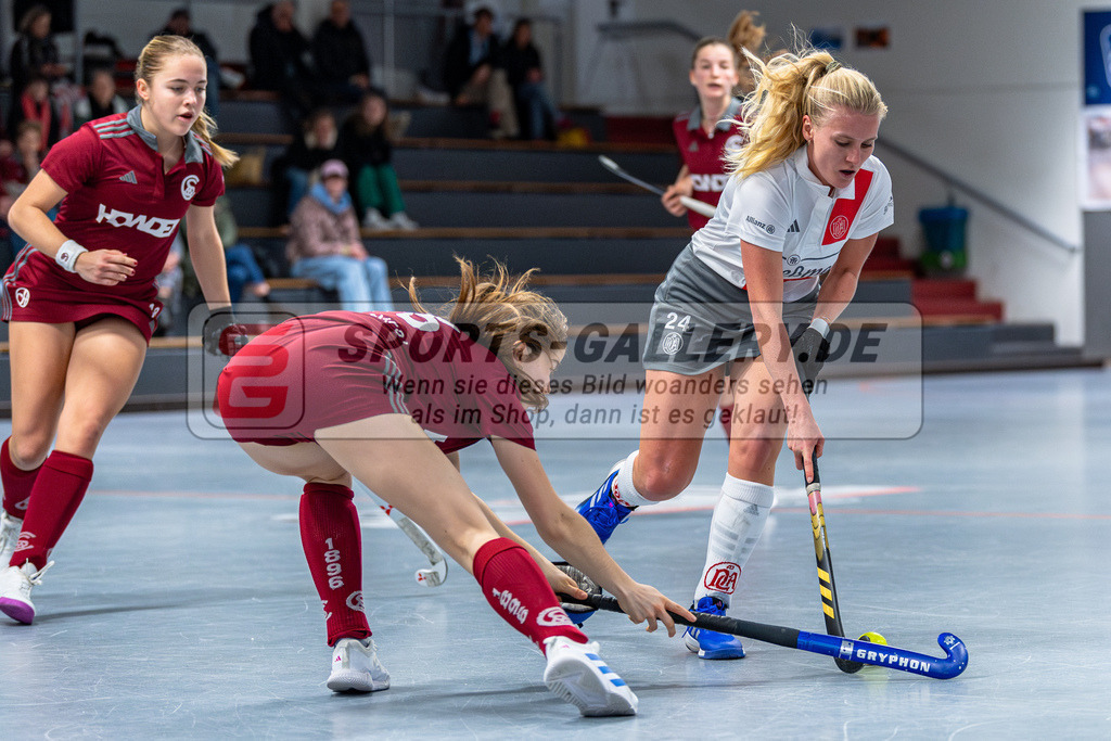 SM_2025-01-18_wD5_-167 | 1.Bundesliga Hallenhockey  VF (W) DCadA - MSC / 7:4 (2:2)