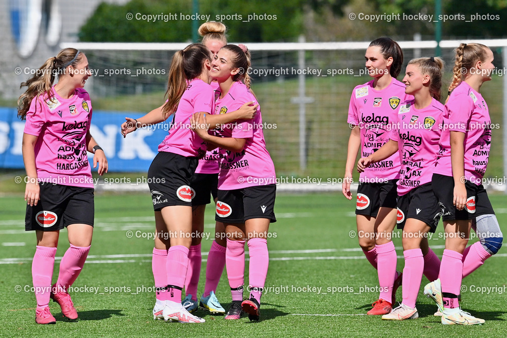 Liwodruck Carinthians Hornets vs. SV Weikersdorf 11.9.2022 | Jubel Carinthians Hornets Mannschaft, #14 Nicole Dominique Gatternig, #13 Marie Lessacher, #24 Alicia Morgenstern, #29 Selina Tamara Selinger, #27 Jasmin Michelle Ortner, #18 Laura Therese Kert, #44 Elena Ciccarelli