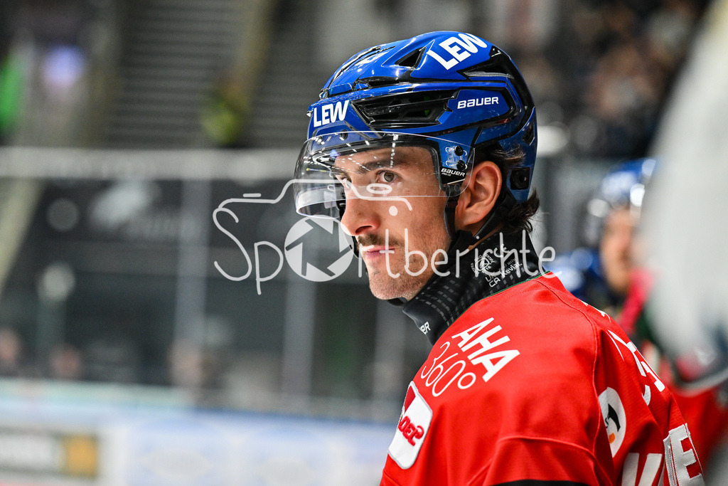 Augsburger Panther - Iserlohn Roosters | im Bild Leon VAN DER LINDE (Augsbuerger Panther #43)/ Einzelfoto / Freisteller / Penny DEL: Augsburger Panther - Iserlohn Roosters; Curt Frenzel Stadion am 21.09.2025