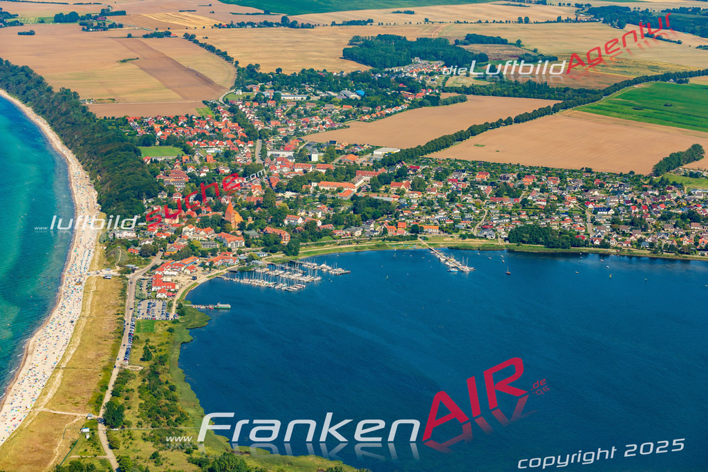 Luftbild der Stadt Rerik - Die Luftaufnahme wurde 2025 vom UL-Flugzeug heraus erstellt ( keine Drohne ) - Hochauflösende Luftaufnahme - für professionelle Ausdrucke geeignet. Die Geschenkidee !Hier alle&nbsp;Infos zur Lizenzierung der LuftaufnahmeWir fliegen auch dieses Jahr wieder in Ihre Region um Luftbilder zu erstellen.- Luftbild anfragen
