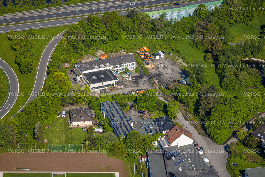 Arnsberg230500244 | Luftbild, Firmengelände Gottschalk Umformtechnik, Möhnering, Neheim, Arnsberg, Sauerland, Nordrhein-Westfalen, Deutschland