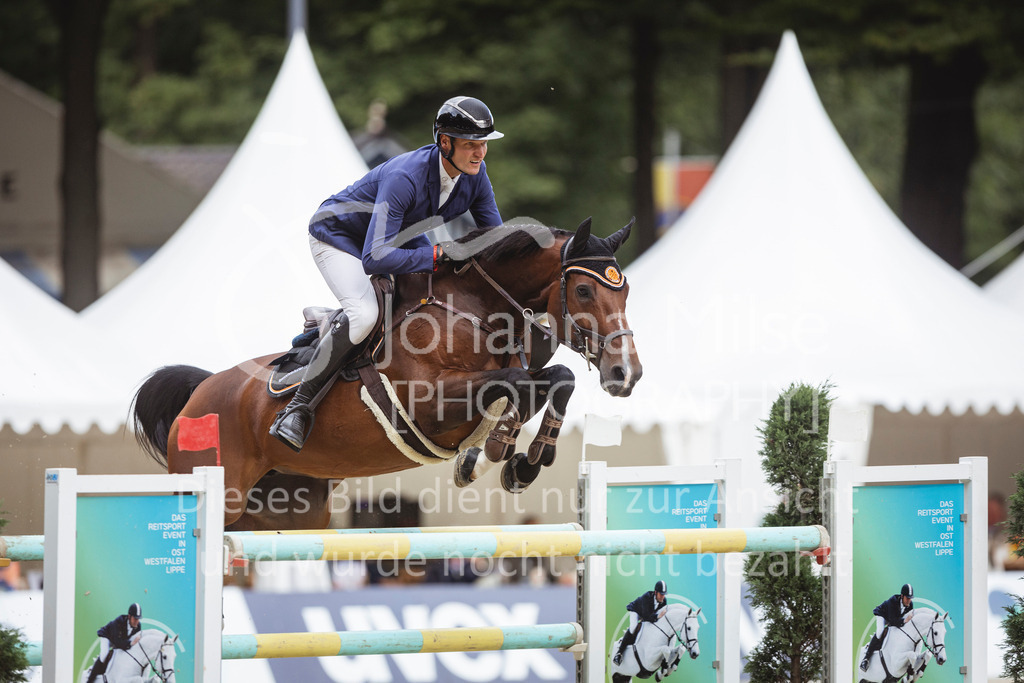 240915_OWLCh_GP-859 | Deine schönsten Turniermomente als professionelle Fotos! Entdecke hochwertige Pferdesport-Fotografie im Online-Shop. Jetzt Fotos finden & bestellen!