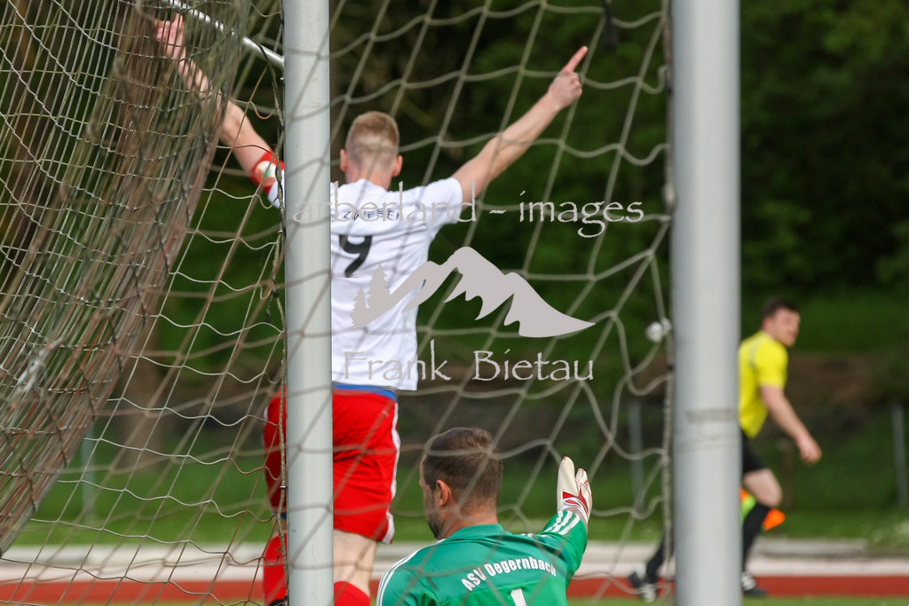 993T2671 | Niedermeier, 1:0 Zwiesel