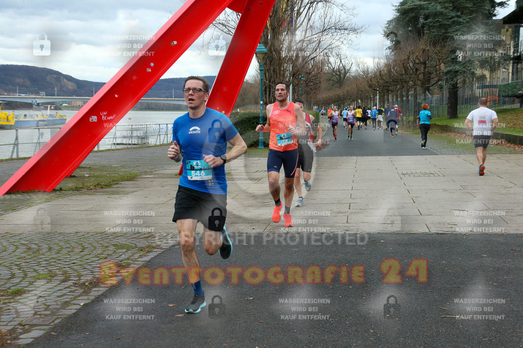 221231_1144_EX1_8703 | Sportfotografie im Rhein-Sieg Kreis, Köln, Bonn, NRW, Rheinland Pfalz, Hessen, etc. Unser Tätigkeitsfeld umfasst den Laufsport vom Volkslauf über den Marathon, Duathlon, Triathon bis zum Ultralauf wie Kölnpfad Ultra oder Schindertrail.