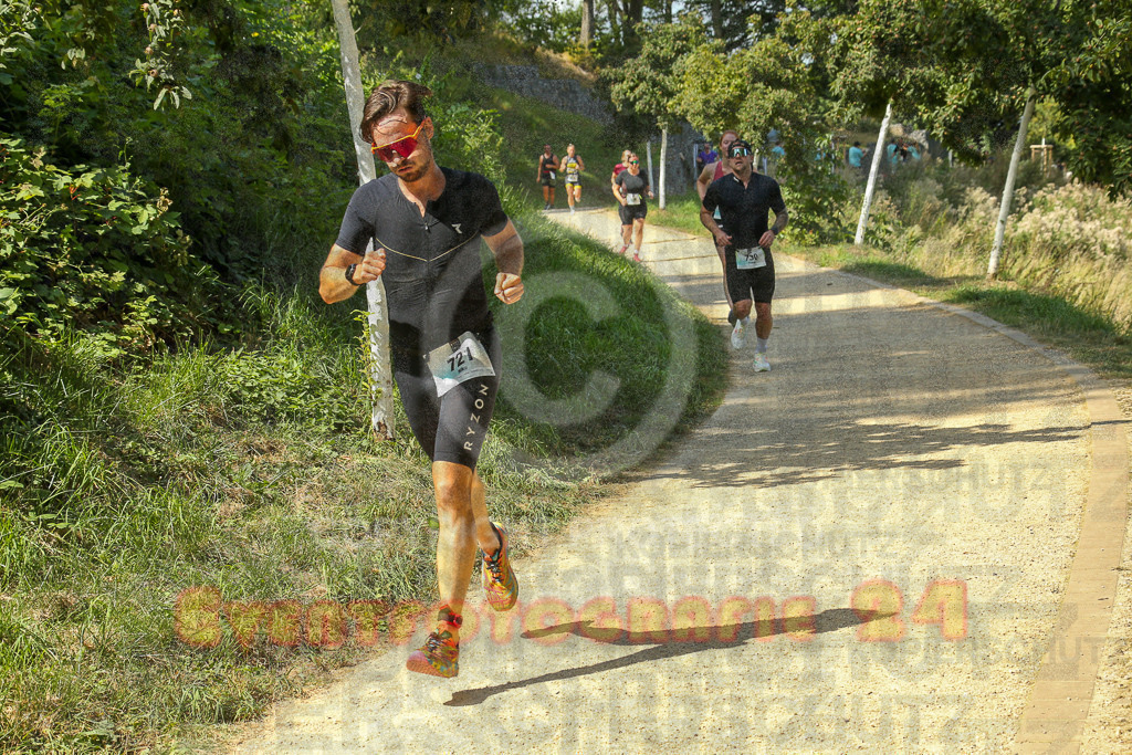 250824_1436_EX1_6810 | Sportfotografie im Rhein-Sieg Kreis, Köln, Bonn, NRW, Rheinland Pfalz, Hessen, etc. Unser Tätigkeitsfeld umfasst den Laufsport vom Volkslauf über den Marathon, Duathlon, Triathon bis zum Ultralauf wie Kölnpfad Ultra oder Schindertrail.