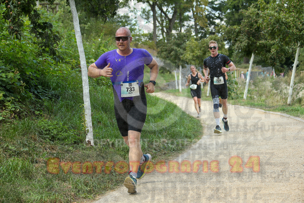 250824_1430_EX1_6475 | Sportfotografie im Rhein-Sieg Kreis, Köln, Bonn, NRW, Rheinland Pfalz, Hessen, etc. Unser Tätigkeitsfeld umfasst den Laufsport vom Volkslauf über den Marathon, Duathlon, Triathon bis zum Ultralauf wie Kölnpfad Ultra oder Schindertrail.