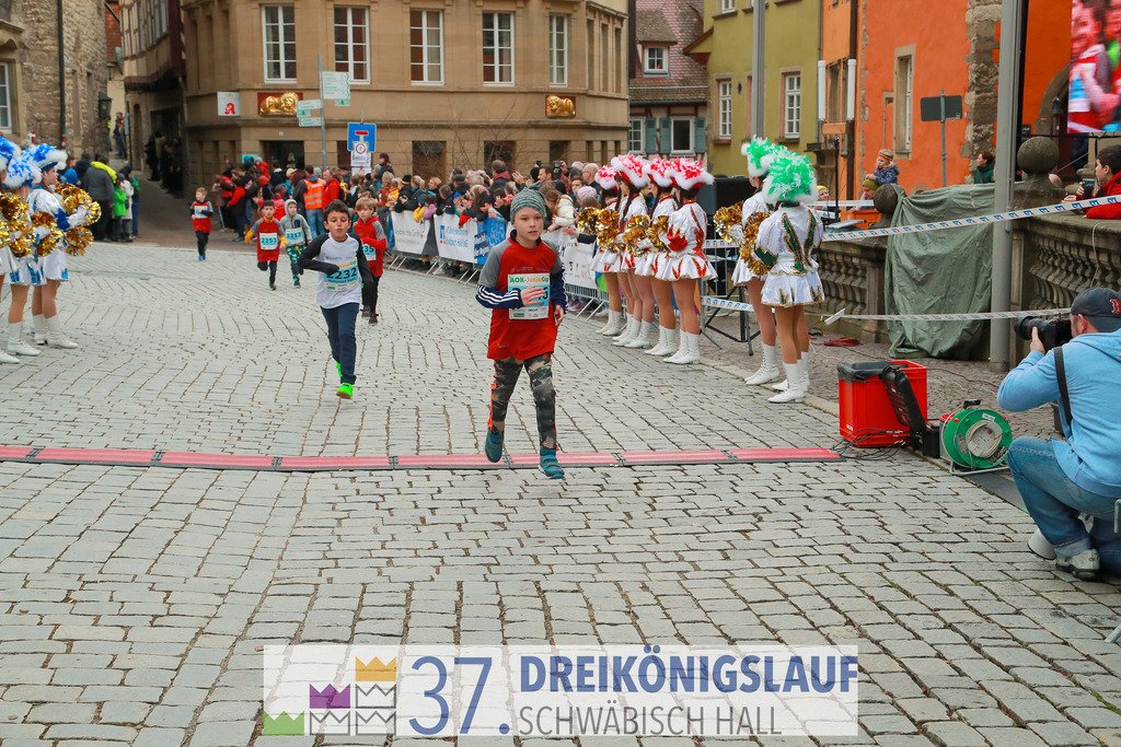 AOK JuniorCup 400m | 3Koenigslauf 2023 - Realisiert mit Pictrs.com