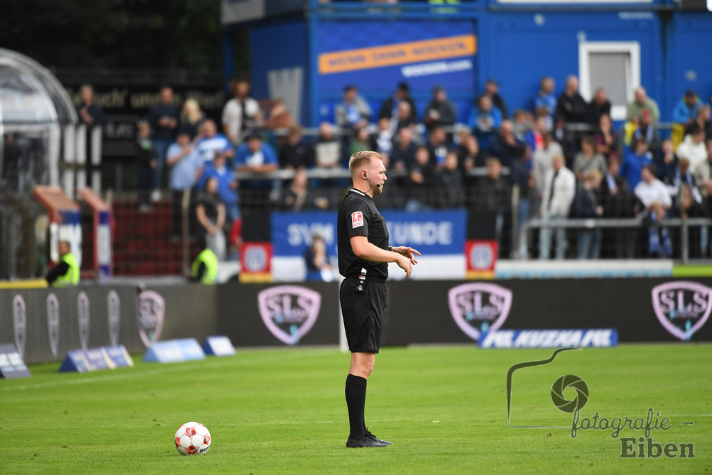 SV Meppen-VfB Lübeck | Herren Regionalliga Nord; SV Meppen (blau)-VfB Lübeck (weiß) am 01.08.2025 in Meppen (Hänsch-Arena), Photo: Philip Eiben 2025 - Realisiert mit Pictrs.com