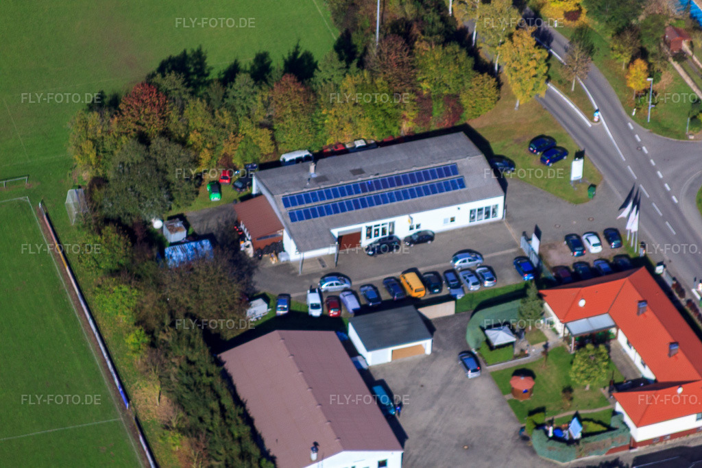 Luftbild: Autohaus Schwind in Winden im Bundesland Rheinland-Pfalz in Deutschland. Foto: IMG_34867.jpg vom 26.10.2010 durch Werner Riehm/FLY-FOTO.de