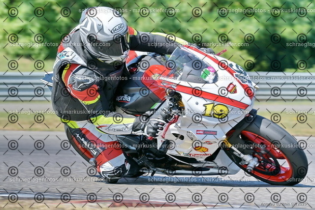 25bt04-0551 | markuskiefer.com - Realisiert mit Pictrs.com