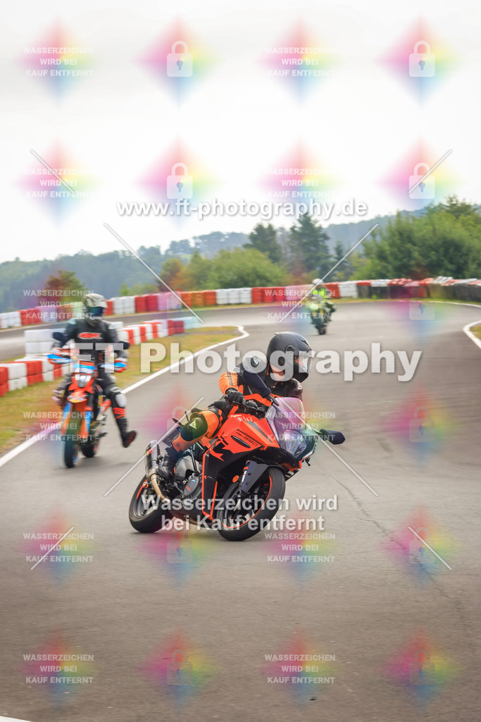 _DSK1990 | Hier findet Ihr Bilder von Touristenfahrten auf der Nürburgring Nordschleife oder von anderen Veranstaltungen die ich besucht habe. Viel Spass beim Durch Schauen 