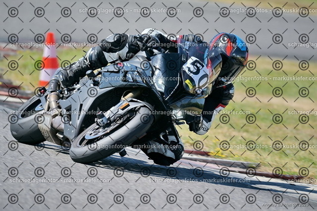 25bt04-0285 | markuskiefer.com - Realisiert mit Pictrs.com