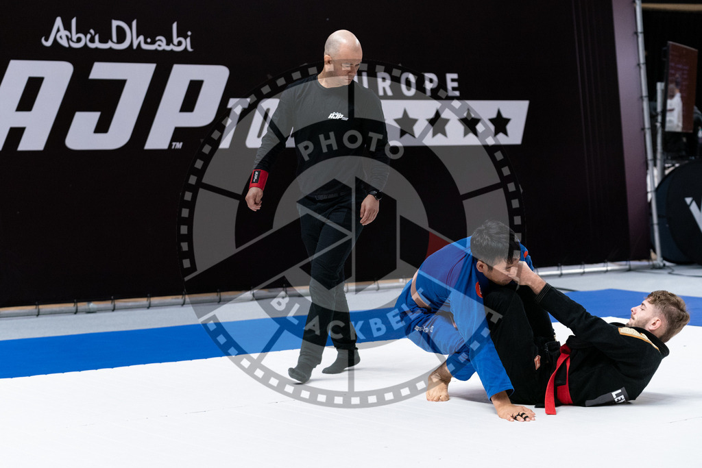 20241012PBB2216 | Athletes compete during the AJP Tour Europe Continental Jiu-Jitsu Professional Championship on October 12, 2024 in Almere near Amsterdam, Netherlands. © Chiara Dazi / photoblackbelt