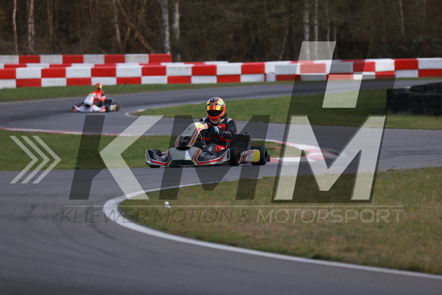 0DKP1745 | Kliewer Motion & Motorsport - Realisiert mit Pictrs.com