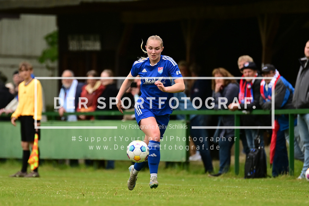 Fußball I Frauen I Saison 2025-2026 I Niedersachsen-Pokal I Halbfinale I FC Jesteburg-Bendestorf - SV TiMoNo I 188334 | Der Sportfotograf. - Realisiert mit Pictrs.com